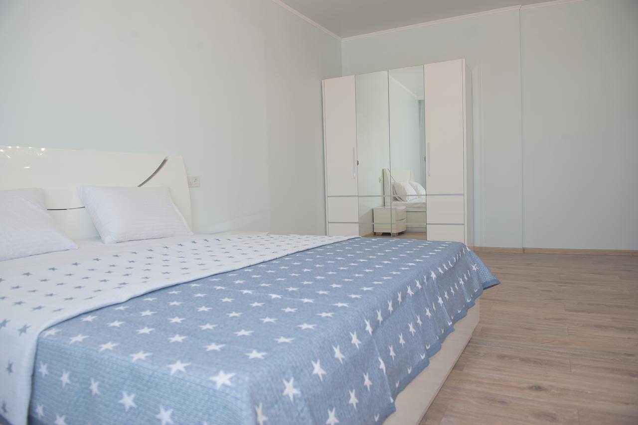 Sea View Odessa Apartment Ngoại thất bức ảnh